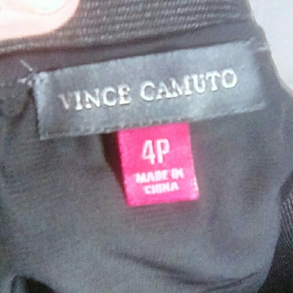 Vince Camuto Black Reds Cream Abstract Print  Stretch Waistband Skirt Size 4P - Picture 4 of 5